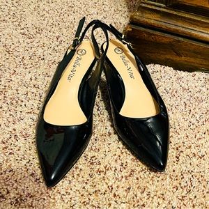 🍾Wow! Black Patent Bella Vita Sling Back Kitten Heels!